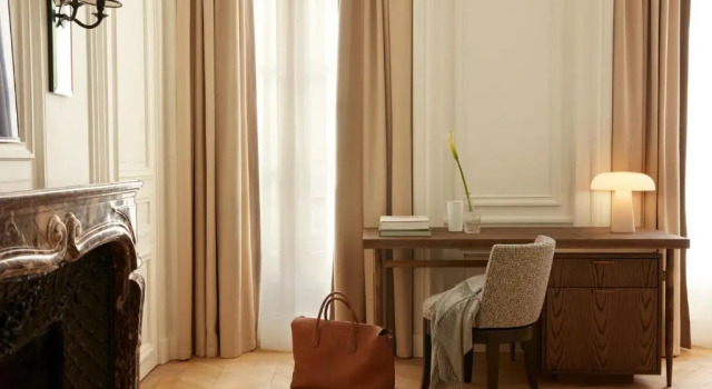 Номер Prestige Maison Delano Paris