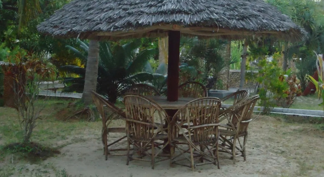 Dudu Villas N Backpackers