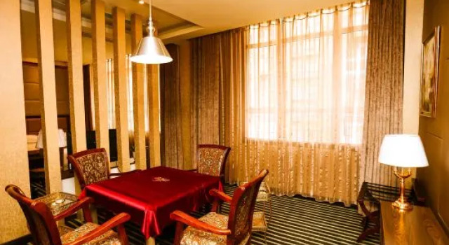 Suite Business Yongli Hotel