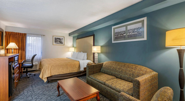 Двухместный номер Standard Quality Inn Austintown-Youngstown West