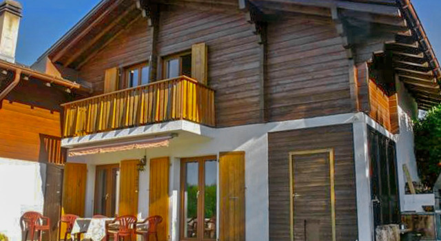 Chalet Praline