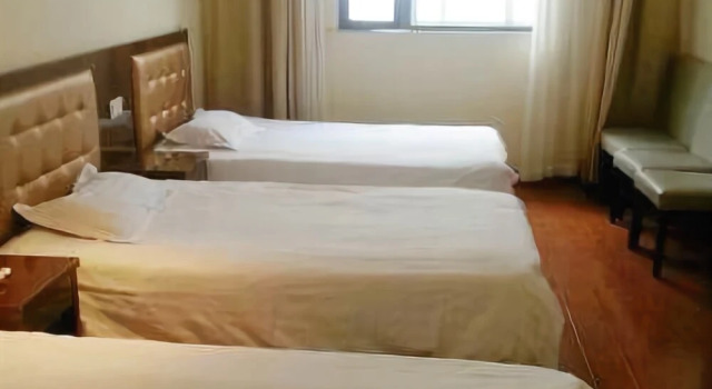 Jitai Hotel (Shanghai Pudong Airport), Varaa Hotelli Pudong Shanghai