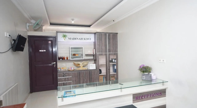 Super OYO 270 Madinah Residence Syariah, Rezerwuj Hotel Palembang Sumatra