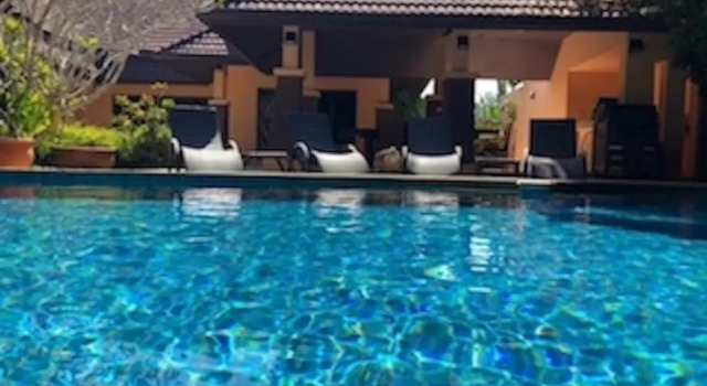 Вилла с 4 комнатами Baan Zoe Villa