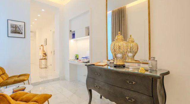 La Corte dei Mille Luxury, Забронировать Гостевой дом Гостевые дома Неаполя, рядом с Генеральное консульство США в Неаполе, Гостевой дом