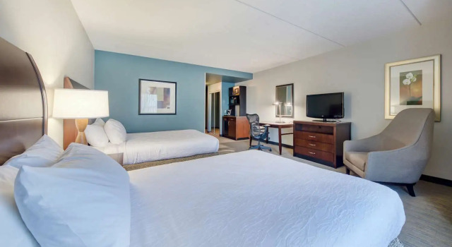 Люкс Hilton Garden Inn Durham Southpoint