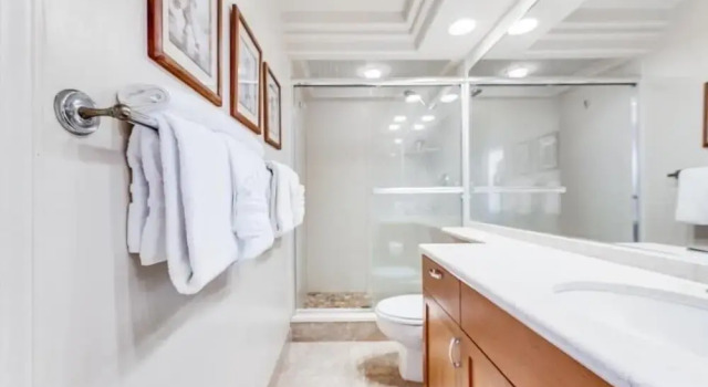 Royal Mauian, #607 2 Bedroom Condo by RedAwning, Забронировать Апартаменты/квартира Кихеи Мауи
