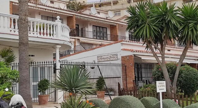 Calle Bastión, 2 Apartamento 3, Забронировать Апартаменты/квартира Отели Торремолинос с парковкой, рядом с Парафия Архангела Михаила, Парковка