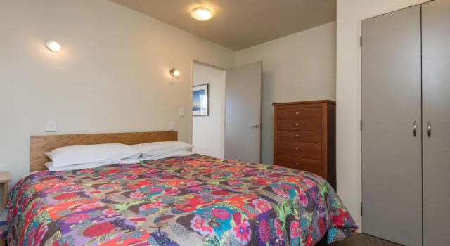 Апартаменты Parkside Motel