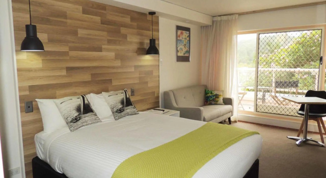 Charlesworth Bay Beach Resort