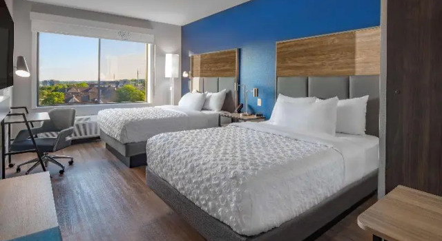 Шестиместный номер Standard Tru By Hilton Omaha I 80 At 72Nd Street, Ne