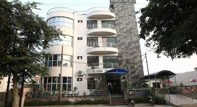 Hotel Vrinda Palace