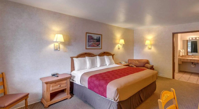 Номер Standard Econo Lodge Fredericksburg