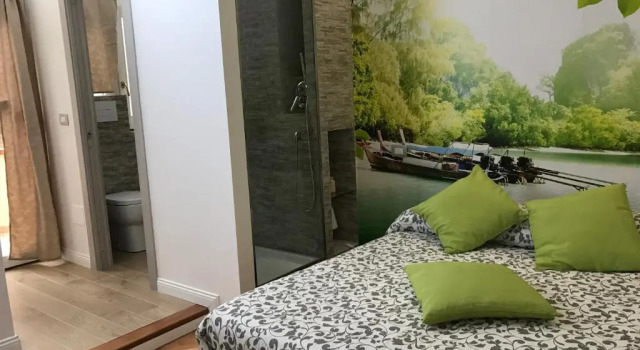 Двухместный номер Deluxe с балконом Petros rooms&apartments