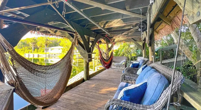 Коттедж Dock & Kayaks: Riverfront Dunnellon Home!