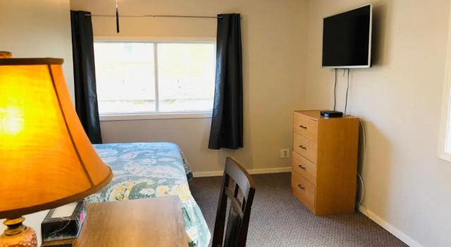 Downtown Whitehorse 2 bedroom House, Rezervovat Hotel Hotely v Whitehorse s parkováním, Parkování