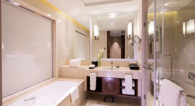 Двухместный номер Premier с балконом DoubleTree by Hilton Ningbo - Chunxiao