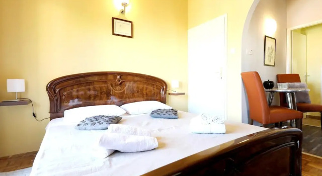 Studio in Starigrad, With Wonderful sea View, Furnished Balcony and Wifi Near the Beach