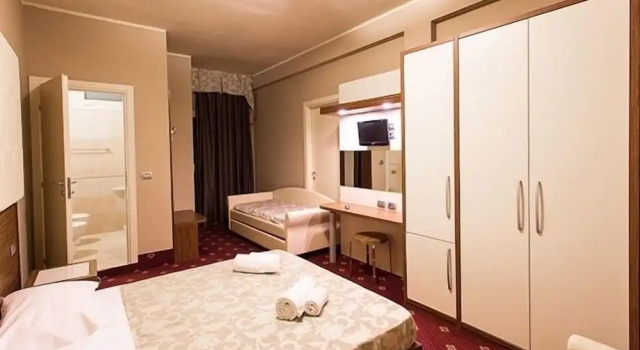 Трёхместный номер Standard Hotel In