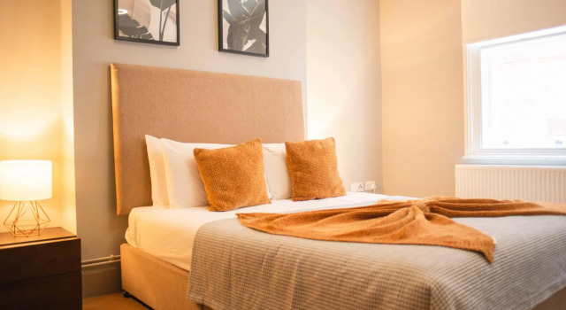 Basement Apartment in Heart of Central London, Забронировать Апартаменты/квартира Апартаменты Лондона, рядом с Музей артефактов Wellcome Collection, Апартаменты/квартира