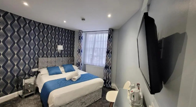 Двухместный номер Нижний первый этаж George Hotel