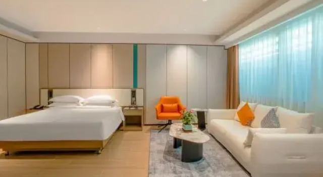 Люкс Business Zhuhai Xinhualian Business Hotel