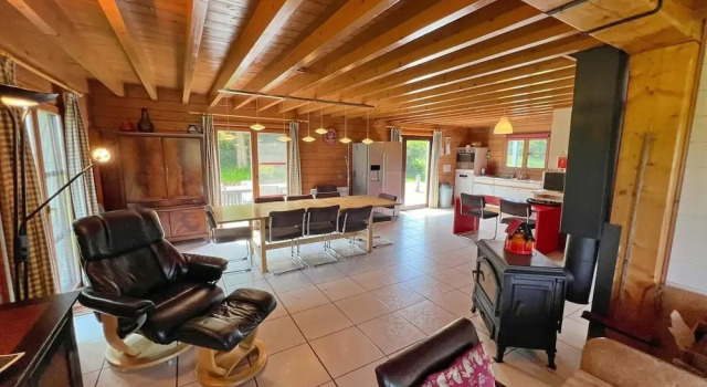 Chalet Just Outside Hampteau Offering Magnificent Views Across the Ourthe Valley, Забронировать Шале Виллы Land of Ourthe & Aisne, Вилла
