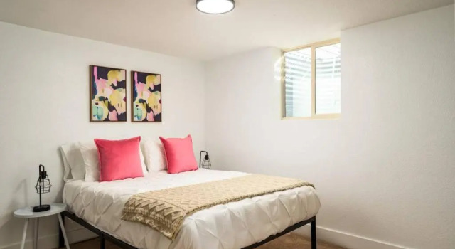 Коттедж Stylish 5BR Home W Fire Pit 15 Mins to DT Denver