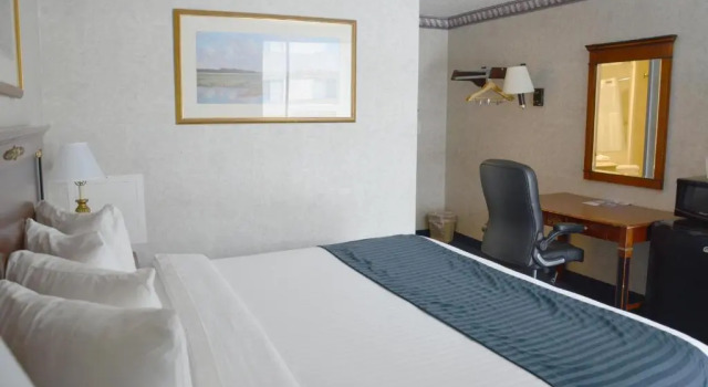 Номер Standard Travelodge by Wyndham Milwaukee