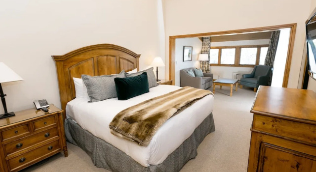 Bald Eagle Three Bedroom Suite in the Heart of Park City 3 Condo by RedAwning, Book Lejlighed Hoteller i Mound City med parkering, Parkering