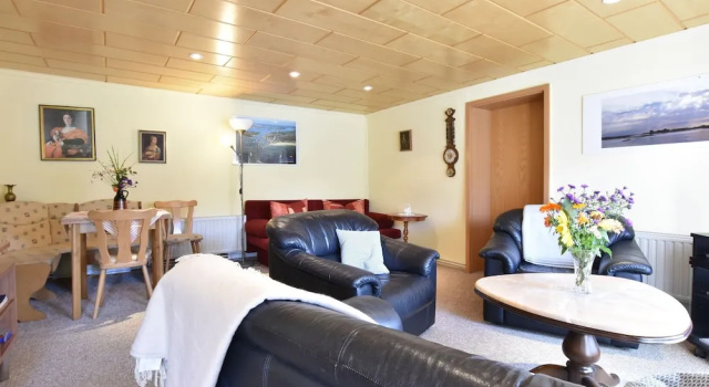 Gorgeous Holiday Home in Lutten Klein near the Sea