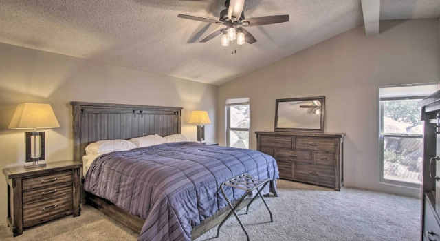 Коттедж Family-friendly Home ~ 1 Mi to Kern River!