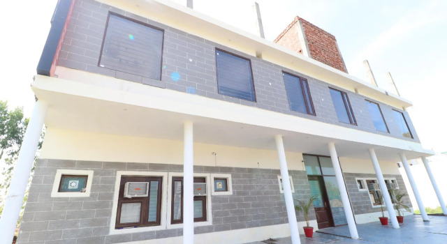 OYO 24122 Hotel Sharnam, Réserver Hôtel Kharar Pendjab