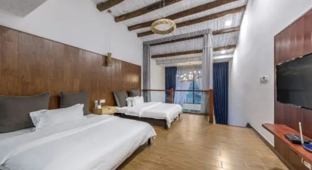 Bett im Wohnheim Orange's Red Hostel