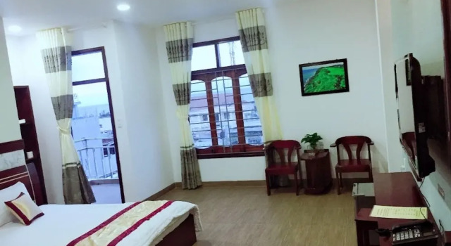 Номер Standard Khach San Yen Phu