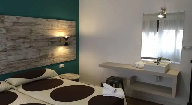 Трёхместный номер Standard RoomConcept Hostel