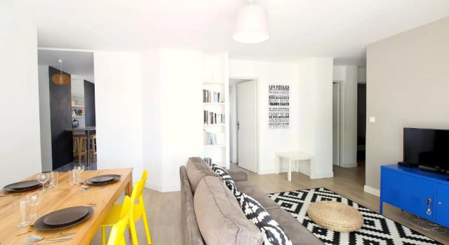 Mon Appart A GERLAND IV, Rezerwuj Apartament Hotele w Rhône z parkingiem, Parking