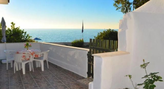 Апартаменты Kostas Beach Apartments