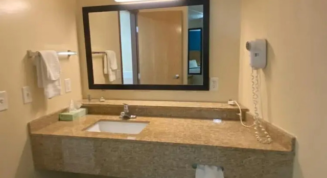 Двухместный номер Standard American Inn and Suites