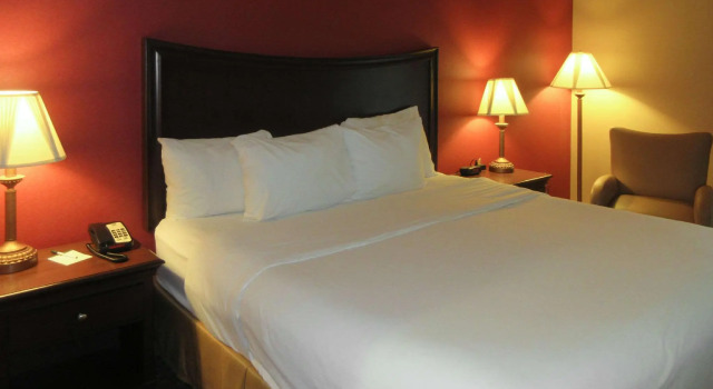 Двухместный номер Standard Quality Inn & Suites