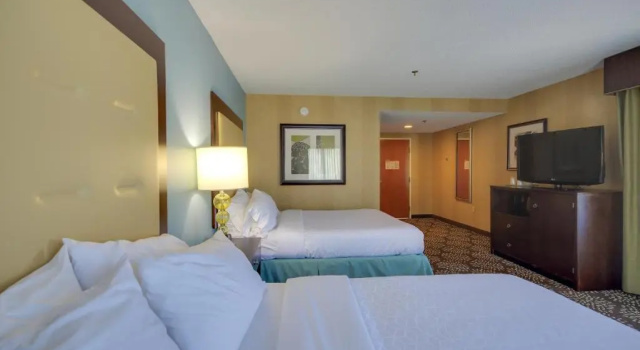 Люкс Holiday Inn Express & Suites Sylva - Western Carolina Area by IHG
