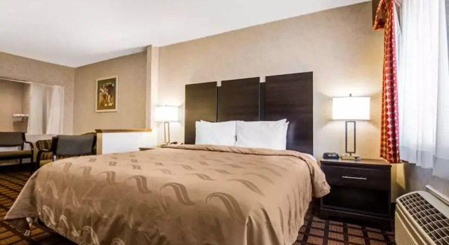 Двухместный люкс Quality Inn Monee I-57