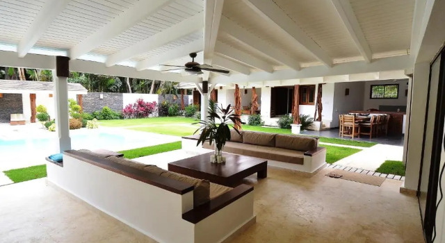 Вилла Las Terrenas Front Beach And Garden Villa with private staff