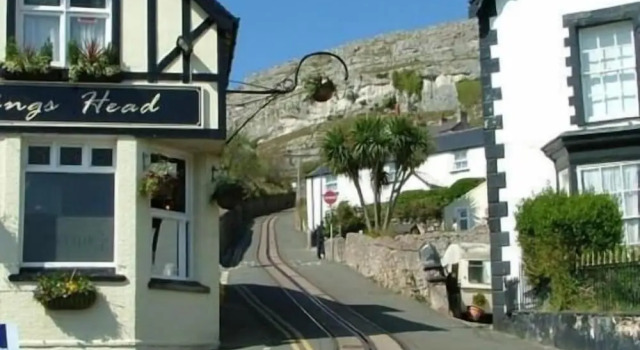 Overton Villa Hotel, Забронировать Отель Отели Лландидно 3 звезды, рядом с Pen-y-Dinas Hillfort, 3*