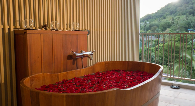 Люкс LaRio Hotel Krabi-SHA Extra Plus
