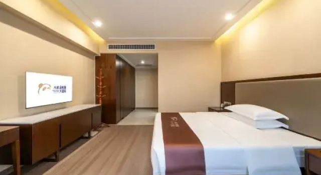 Люкс Sichuan Airlines Golden Panda(Xi'an)Hotel