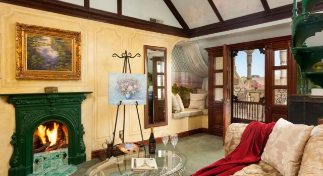 Люкс Superior Victorian Mansion Bed and Breakfast Inn