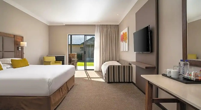 Номер Standard Premier Resort Sani Pass