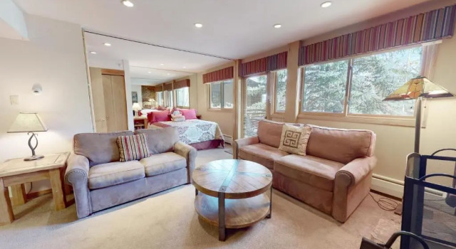 Laurelwood Condominiums Studio Premier Unit 307, Buchen Sie Hotel Hotels in Aspen-Snowmass mit Parkplatz, Parkplätze