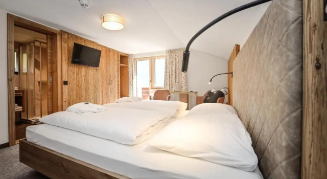 Двухместный номер Standard с балконом Hotel Alpenfeuer Montafon